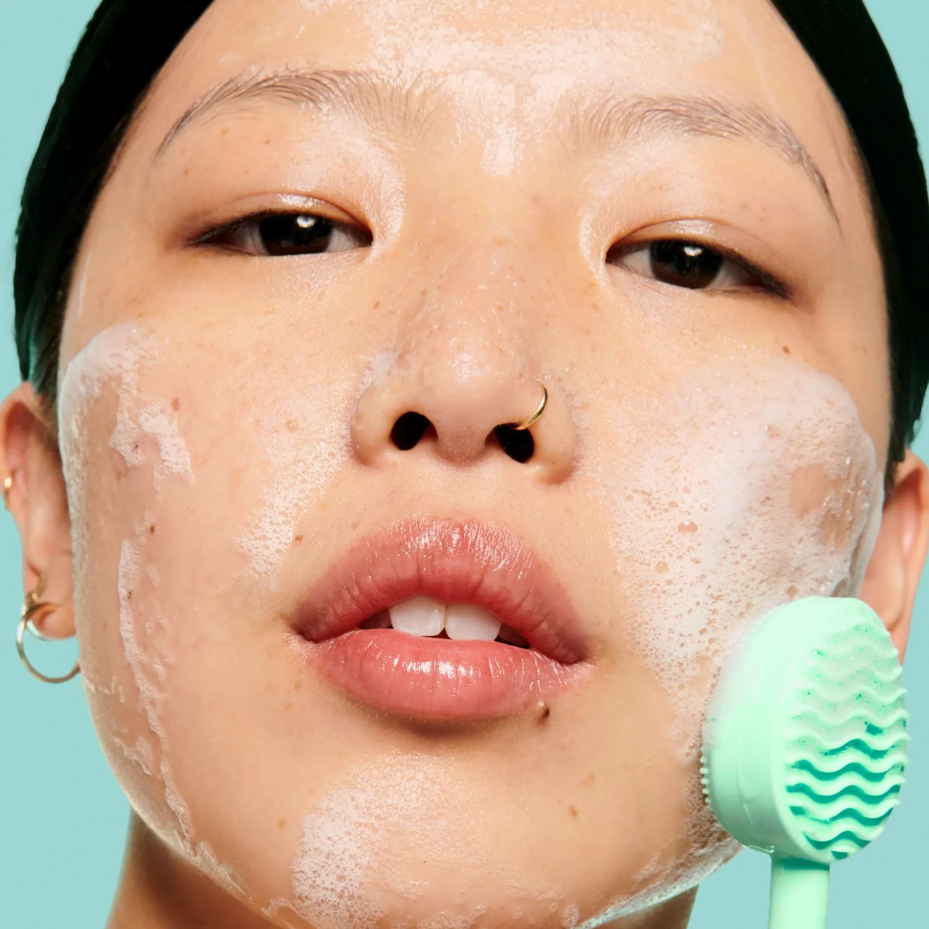 benefit Gifts & Sets The Clear Necessities SKincare Cleansing Duo & Clay Mask Set (Worth £49.45) Clearance