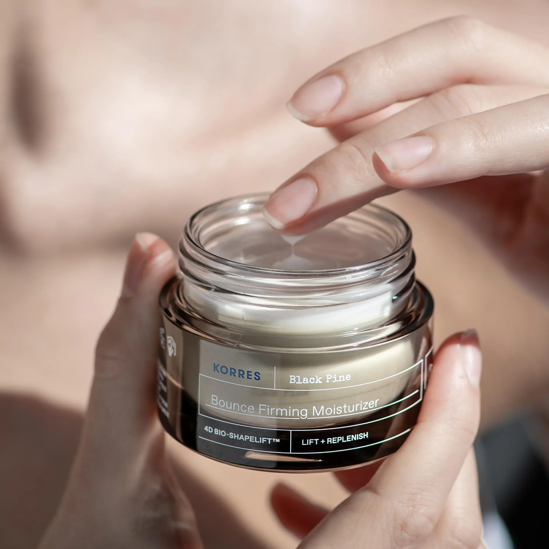 KORRES Face Care Black Pine 4D BioShapeLift Bounce Firming Moisturiser 40ml