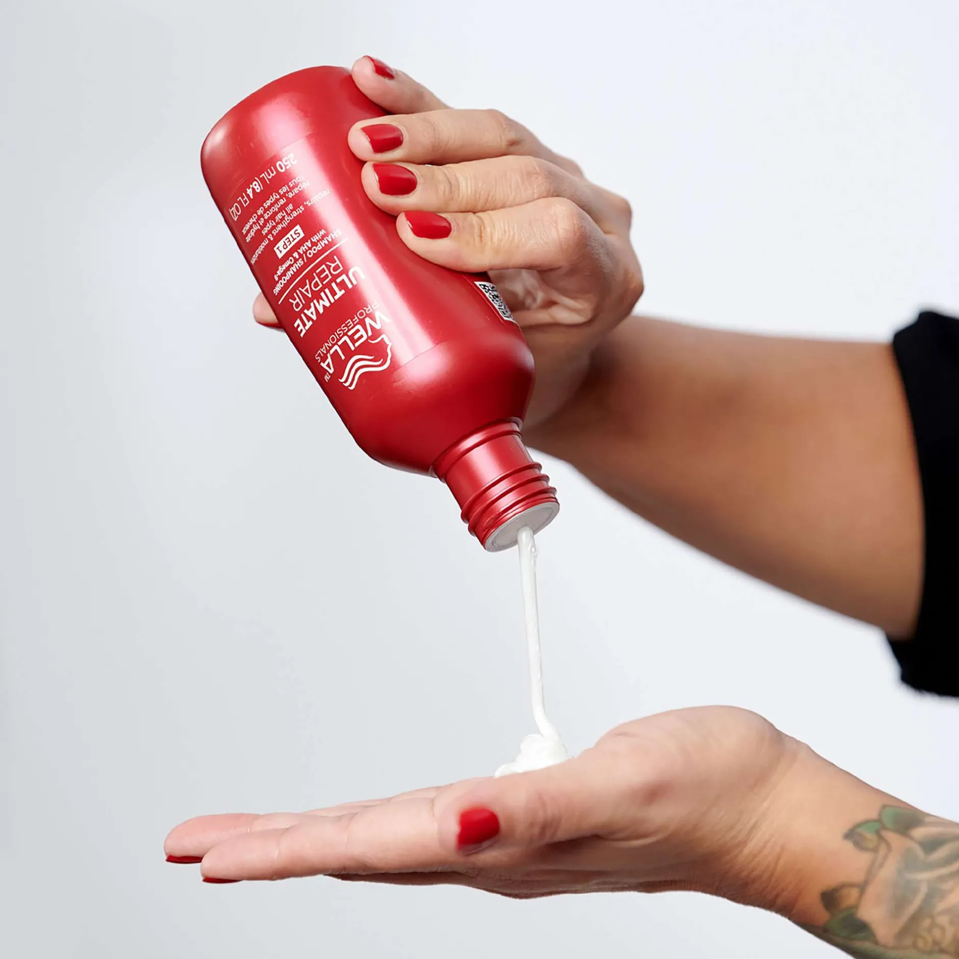 Wella Ultimate Repair Shampoo for All Types of Hair Damage 250ml Hot